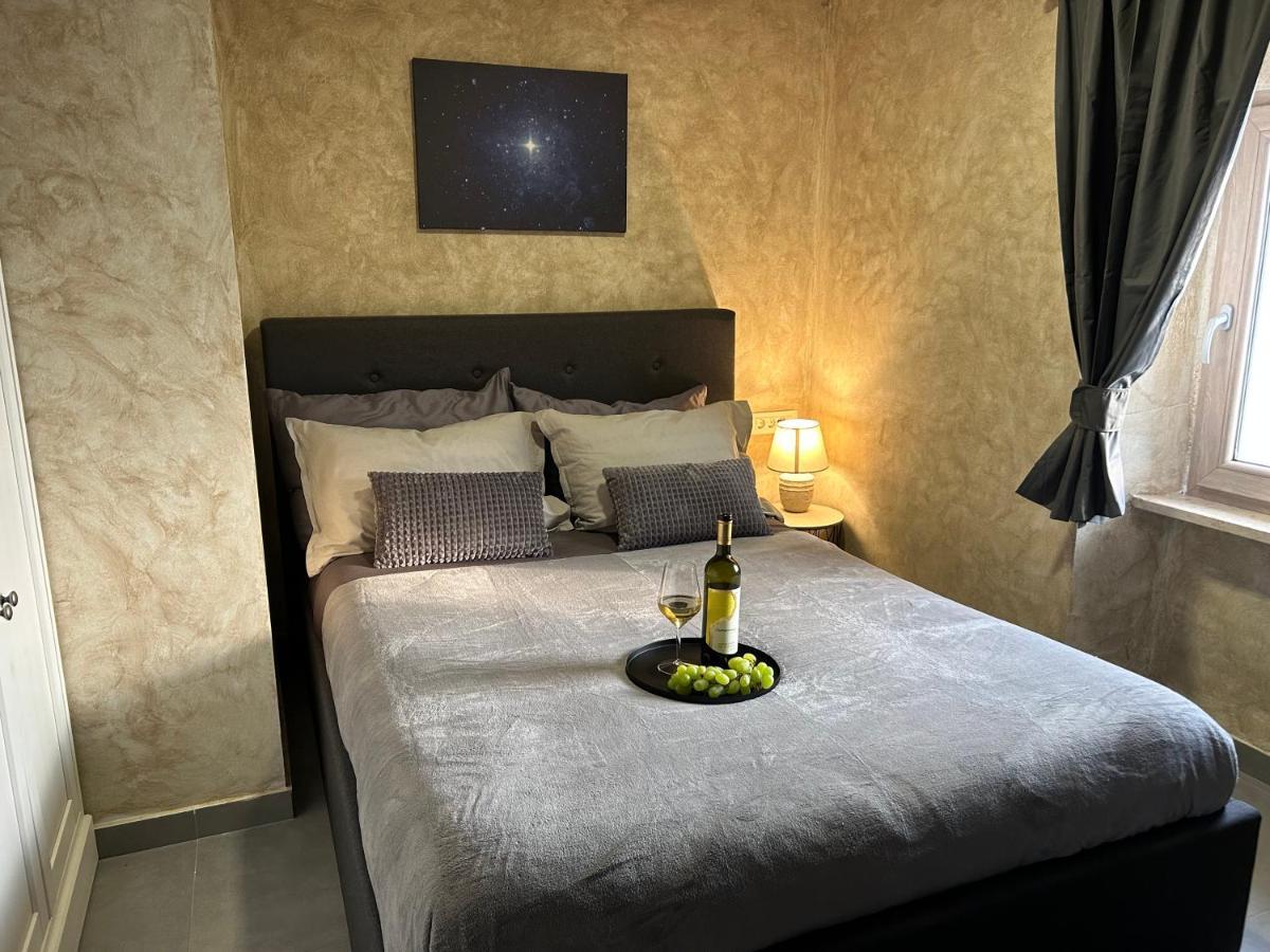 Vela & Vega Apartman Višnjan Kültér fotó